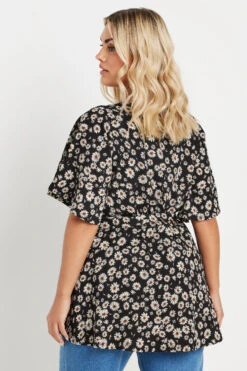 YOURS - Top Cache-Coeur Noir Texturé Pâquerettes 12 YOURS - Top Cache-Coeur Noir Texturé Pâquerettes -Evans Boutique bc2a2002 4b1f 45 322322 C