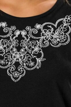 YOURS - Top Noir Design Floral Brodé Manches Bouffantes -Evans Boutique bd732586 d3bc 4a 322364 D