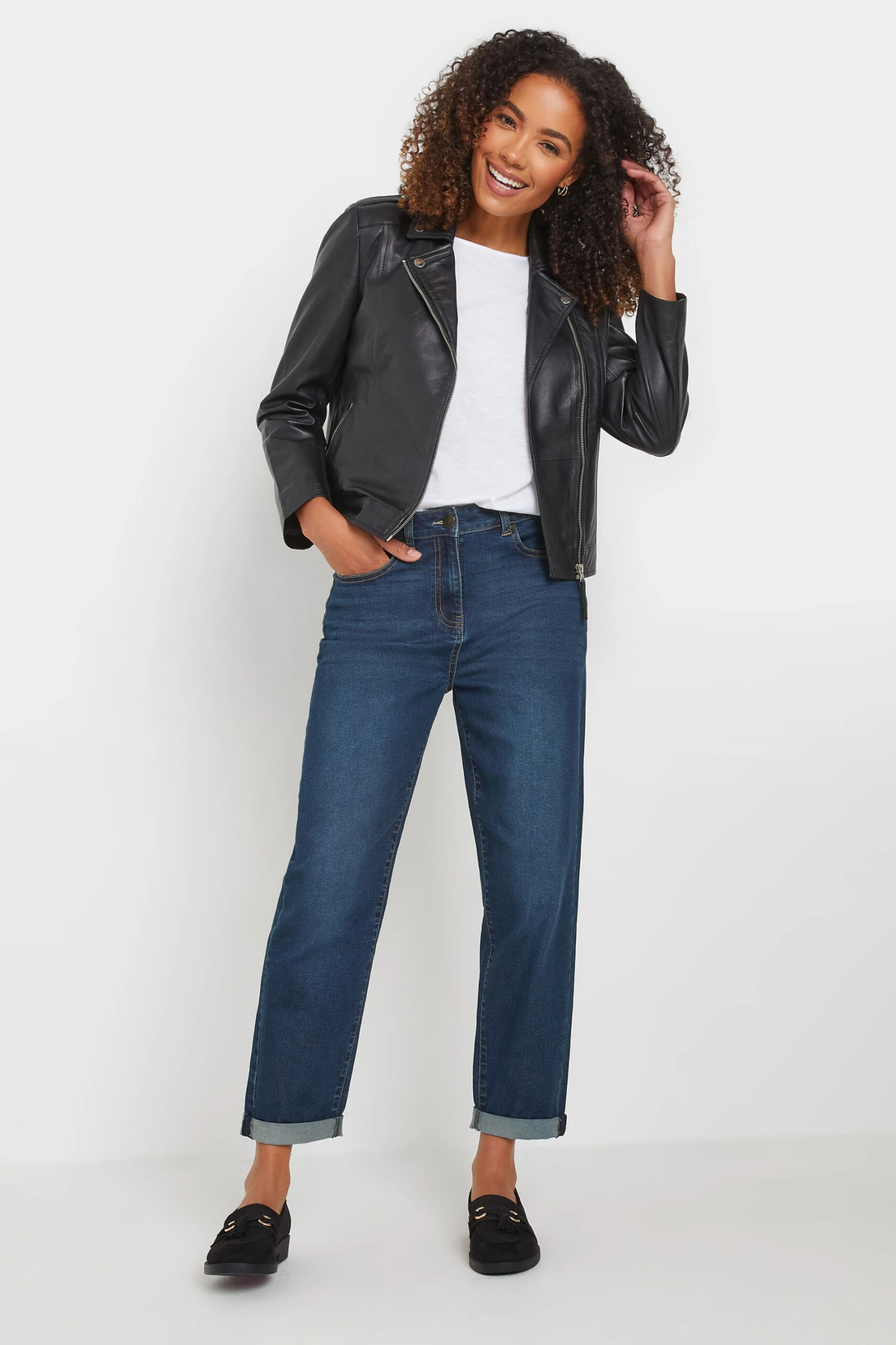 M&Co Indigo Blue Mom Jeans 6 M&Co Indigo Blue Mom Jeans – Image 4