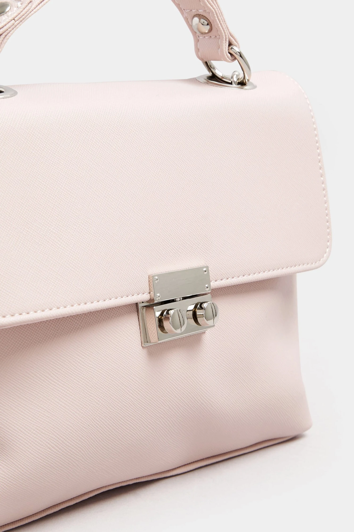 Pink Faux Leather Chain Detail Shoulder Bag 7 Pink Faux Leather Chain Detail Shoulder Bag – Image 5