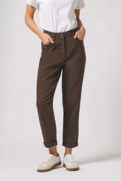 M&Co Chocolate Brown Mom Jeans 9 M&Co Chocolate Brown Mom Jeans -Evans Boutique c2af4b26 caff 48 502554 A