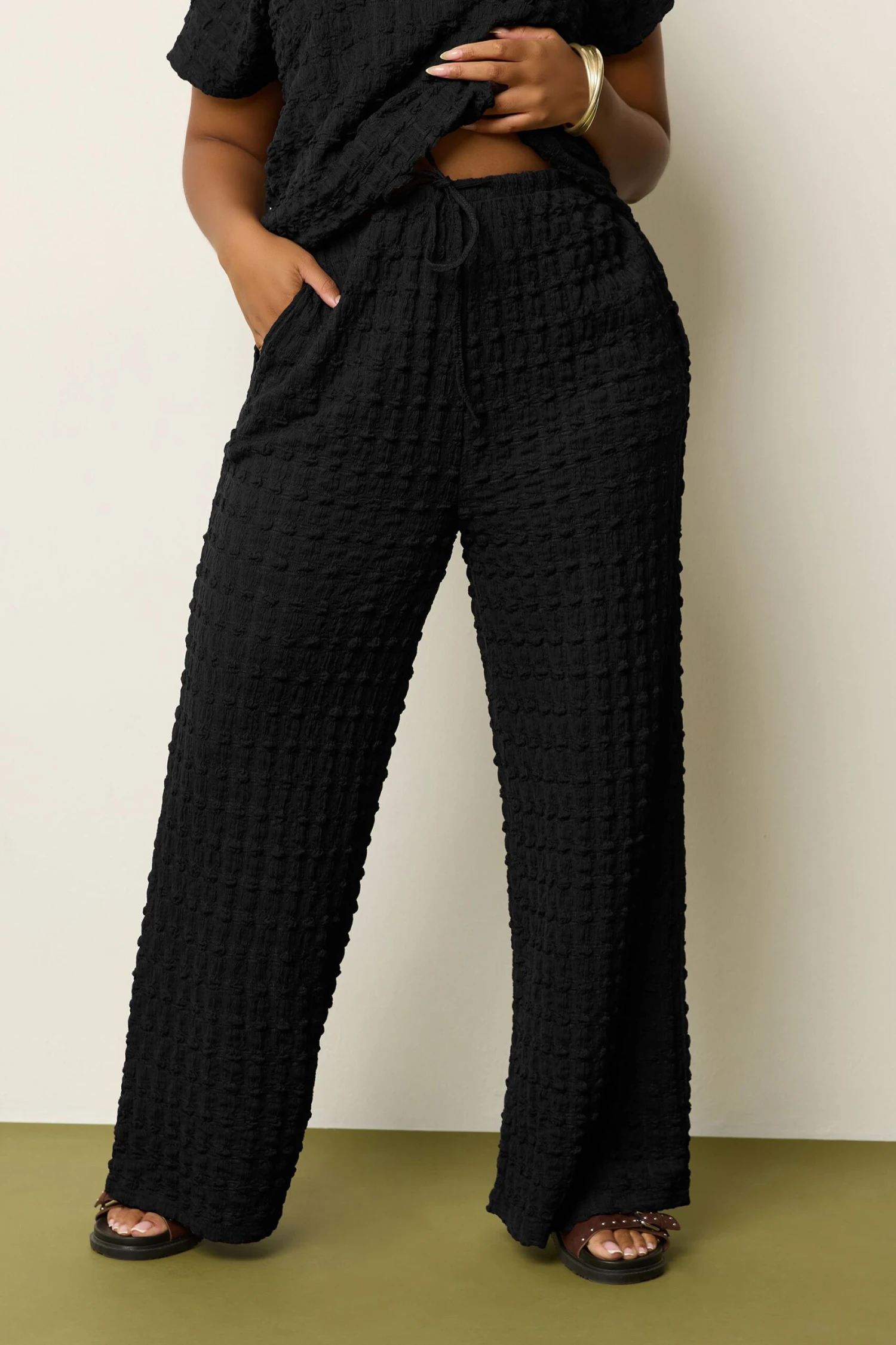 YOURS - Pantalon Large Texturé Noir 3 YOURS - Pantalon Large Texturé Noir