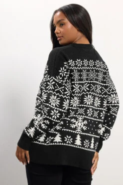 YOURS Curve Pull En Maille Fairisle Noir Et Blanc à Motif Flocon De Neige -Evans Boutique c4fd9925 0601 42 280762 C