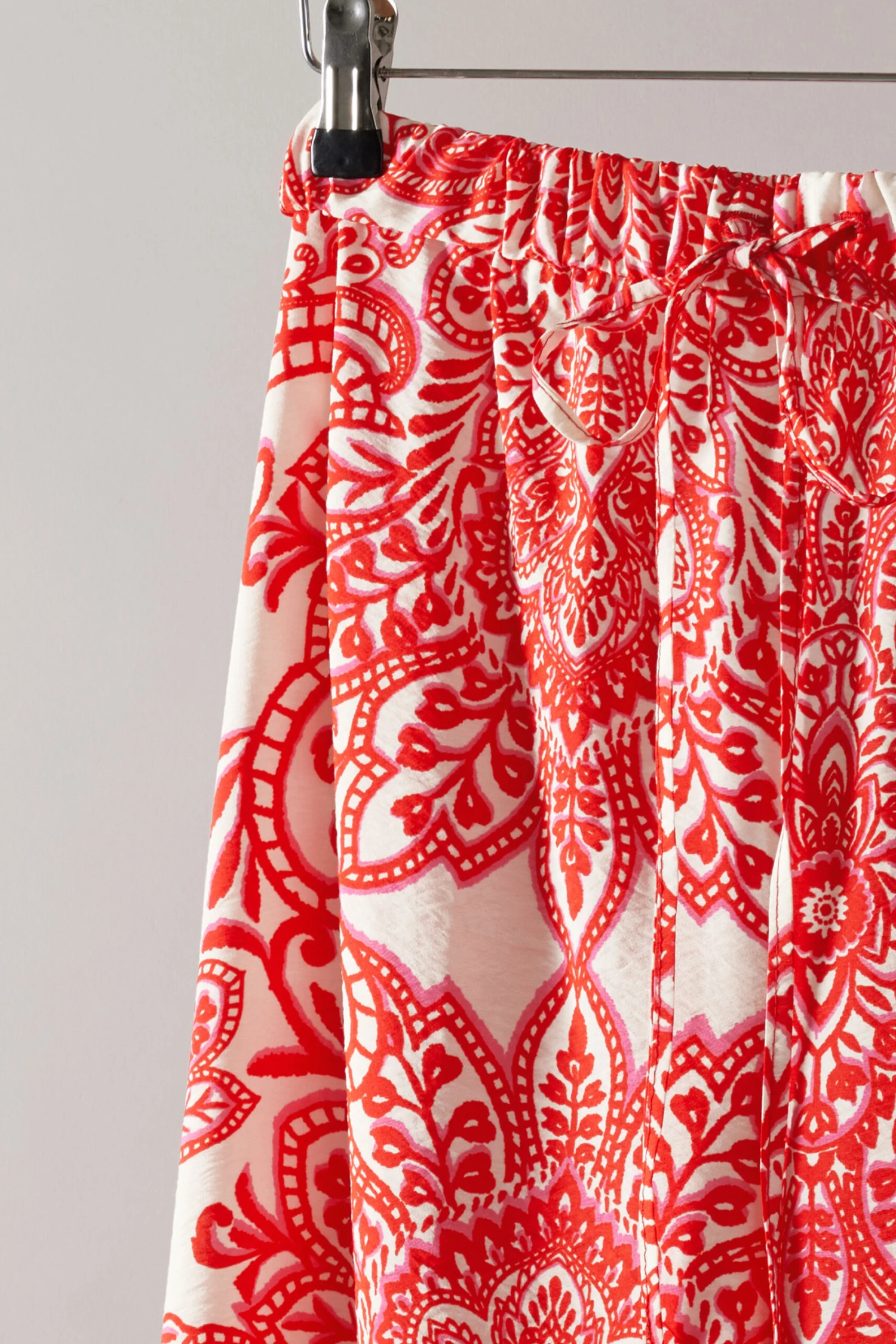 EVANS - Pantalon Wide Leg Rouge & Blanc Paisley 9 EVANS - Pantalon Wide Leg Rouge & Blanc Paisley – Image 7