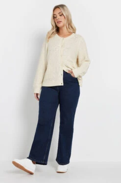 YOURS - Cardigan Blanc Boutonné Design En Maille 11 YOURS - Cardigan Blanc Boutonné Design En Maille -Evans Boutique c86dfbc8 7979 4f 280517 B