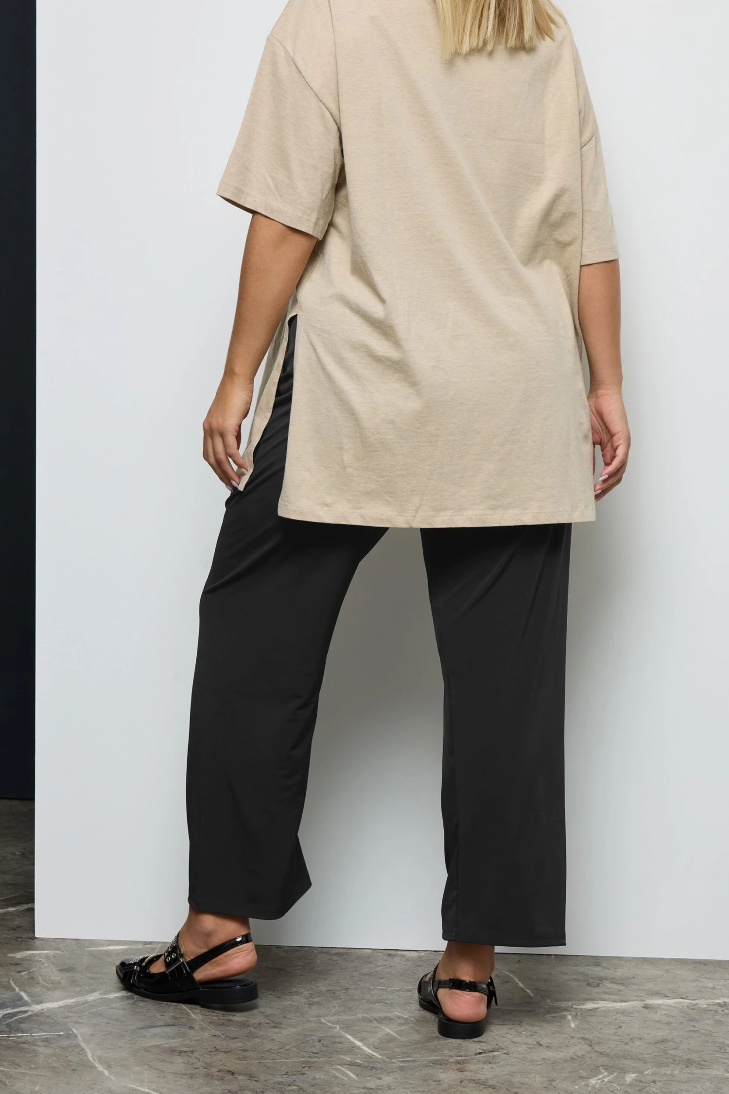 Pantalon En Jersey Noir Coupe Droite 6 Pantalon En Jersey Noir Coupe Droite – Image 4