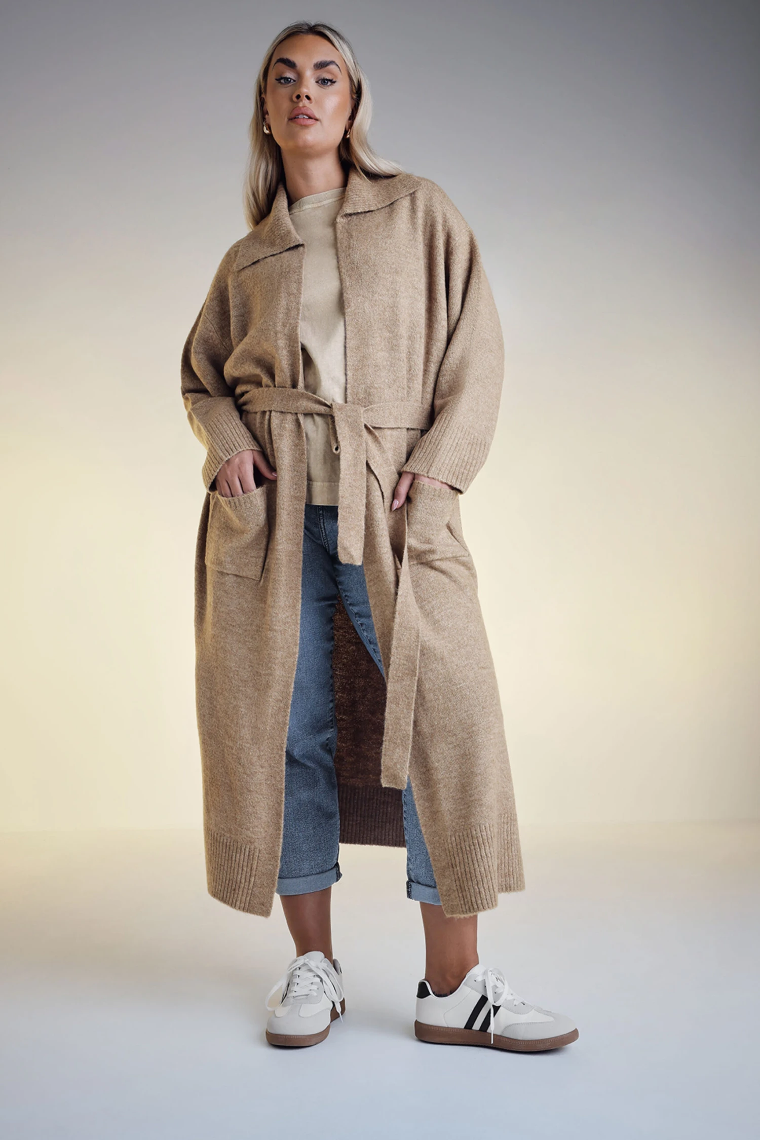 YOURS - Cardigan Maxi Marron Glacé Avec Ceinture 3 YOURS - Cardigan Maxi Marron Glacé Avec Ceinture