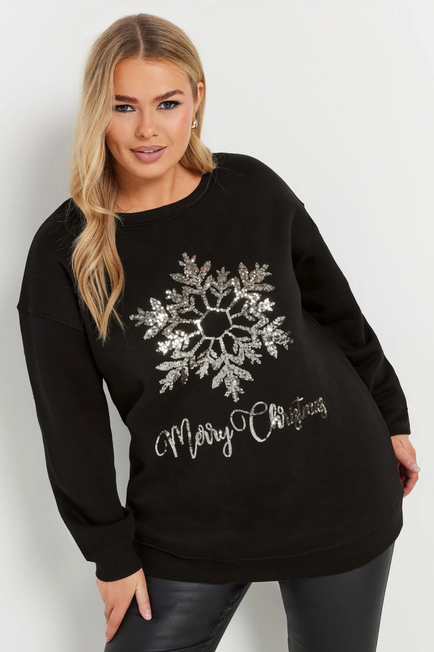 YOURS - Sweatshirt Noir Empiècement Sequins 'Merry Christmas' 3 YOURS - Sweatshirt Noir Empiècement Sequins 'Merry Christmas'