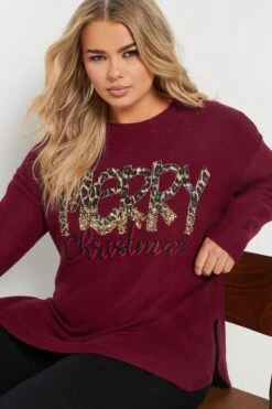 YOURS - Sweatshirt Bordeaux Brodé 'Merry Christmas' Sequins Léopard -Evans Boutique cdebc5e5 488d 48 303822 D