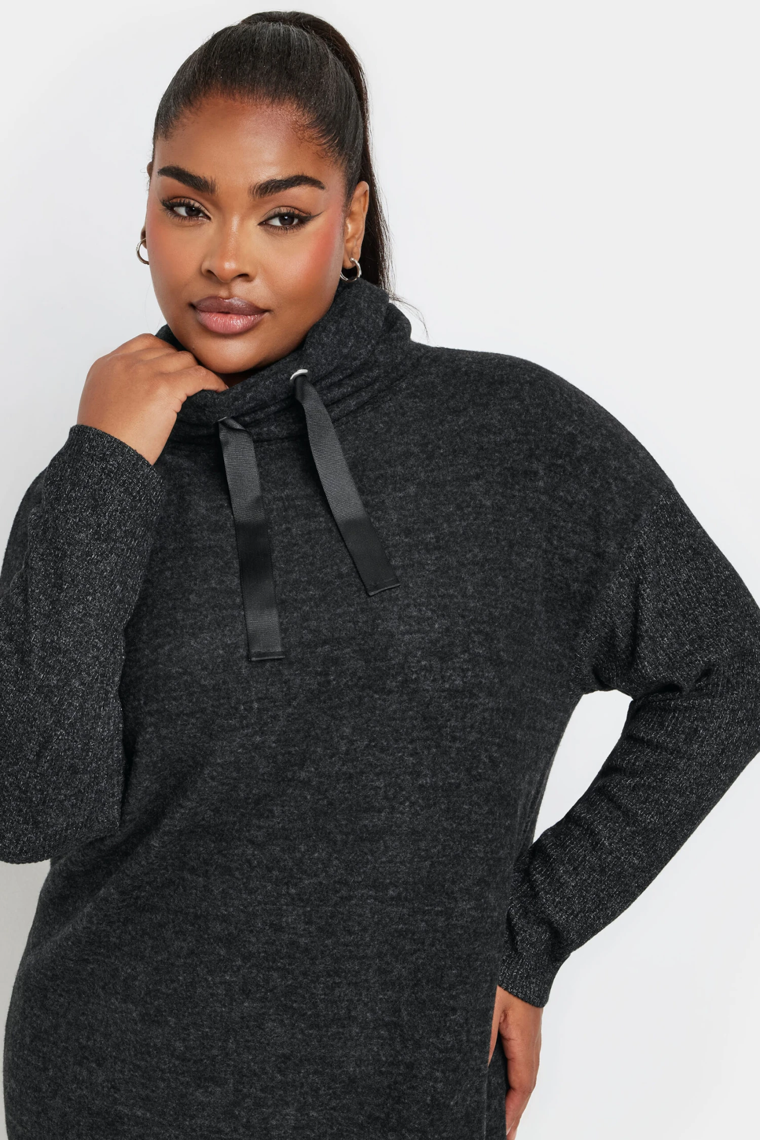 YOURS - Robe-Pull Noire Toucher Doux En Jersey Manches Longues 6 YOURS - Robe-Pull Noire Toucher Doux En Jersey Manches Longues – Image 4