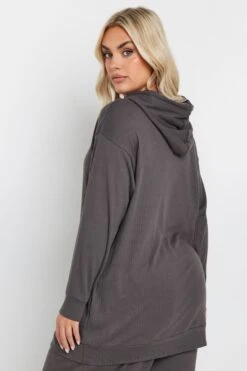 YOURS - Pull à Capuche Gris Charbonneux En Coton -Evans Boutique d45d0ba2 8ab2 49 126595 C