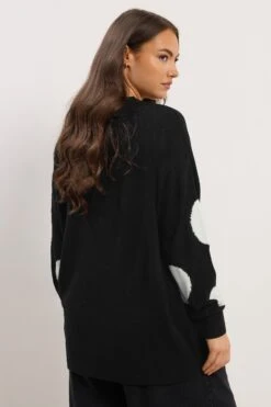 YOURS - Pull En Maille Noir & Blanc à Pois -Evans Boutique d52f3c98 a112 48 280396 C