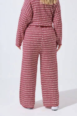 LIMITED COLLECTION Pantalon Large Red Boucle -Evans Boutique d765afc6 cd50 42 216962 C