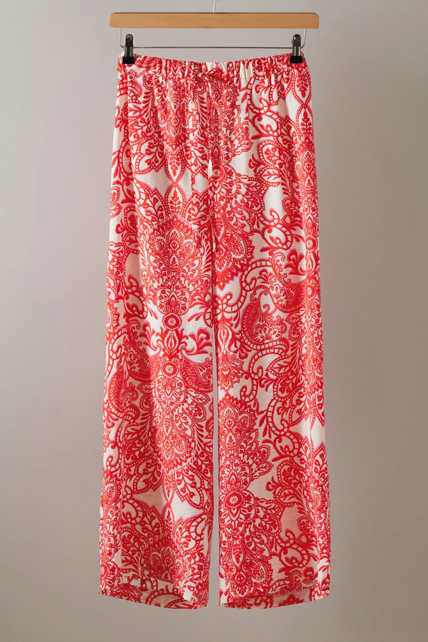 EVANS - Pantalon Wide Leg Rouge & Blanc Paisley 7 EVANS - Pantalon Wide Leg Rouge & Blanc Paisley – Image 5