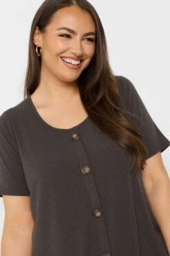 YOURS - Top Marron Nervuré Volanté Manches Courtes 10 YOURS - Top Marron Nervuré Volanté Manches Courtes -Evans Boutique da56a68e 970c 48 322387 D