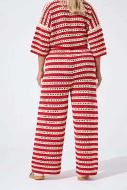 LIMITED COLLECTION Pantalon Large En Crochet à Rayures Rouges Et Blanches -Evans Boutique db562042 a81e 45 216906 C