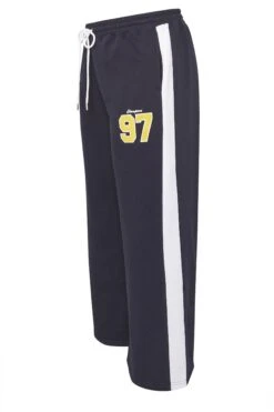 LIMITED COLLECTION Pantalon De Jogging Large Bleu Marine Curve '97' Varsity 13 LIMITED COLLECTION Pantalon De Jogging Large Bleu Marine Curve '97' Varsity -Evans Boutique dc8fde26 2130 44 216910 Z