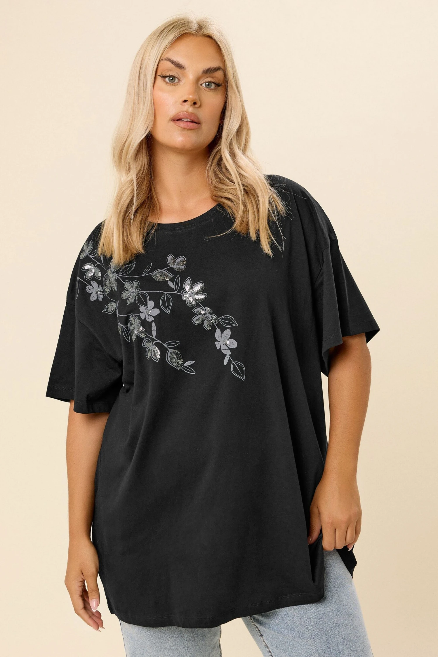 YOURS - Top Oversize Noir Floral Manches Courtes 3 YOURS - Top Oversize Noir Floral Manches Courtes