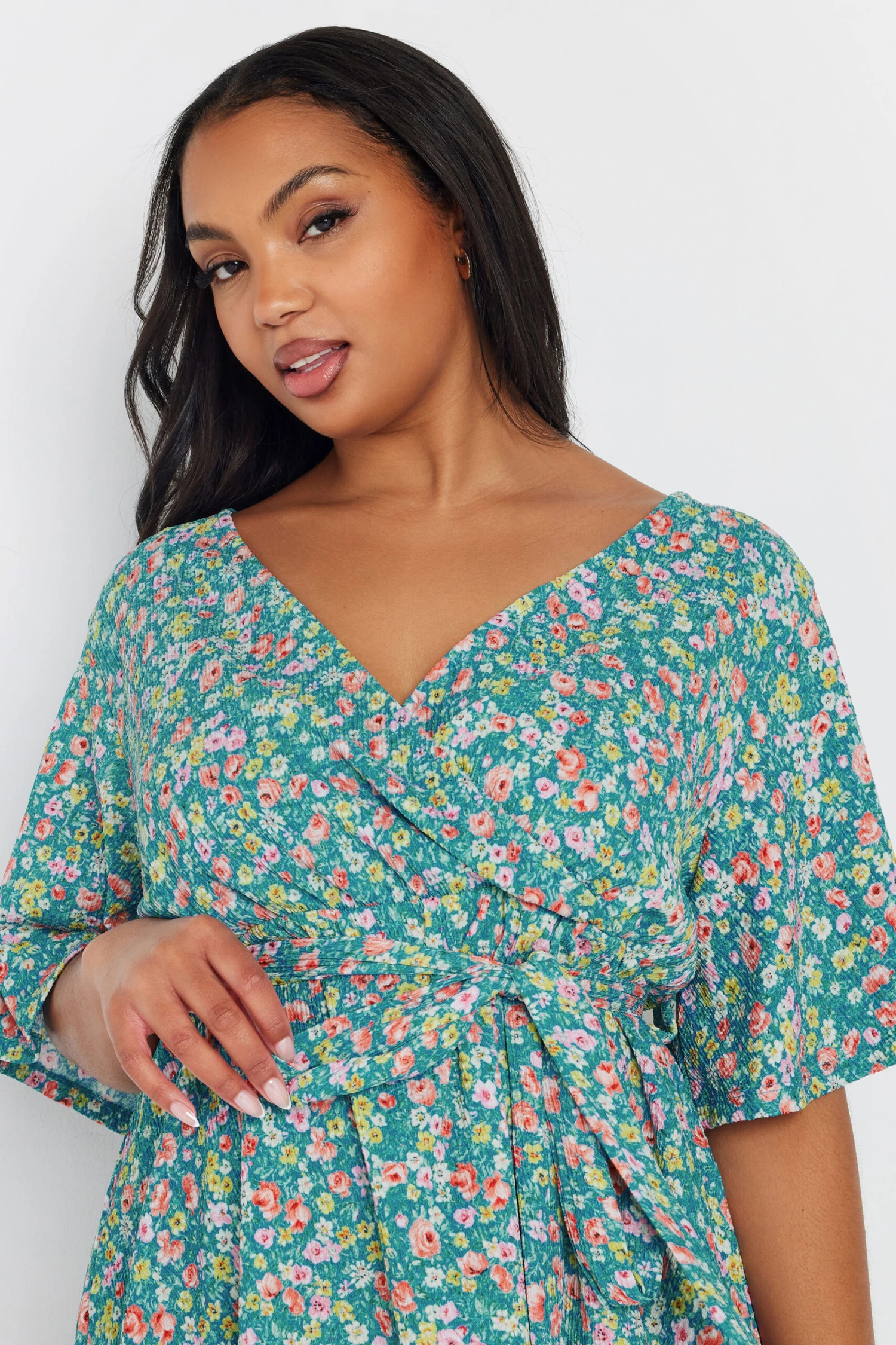 YOURS - Top Cache-Coeur Bleu Sarcelle Floral Texturé 6 YOURS - Top Cache-Coeur Bleu Sarcelle Floral Texturé – Image 4