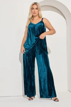 YOURS Curve Pantalon Large En Velours écrasé Bleu Sarcelle 10 YOURS Curve Pantalon Large En Velours écrasé Bleu Sarcelle -Evans Boutique dfd3d615 9055 45 310201 B