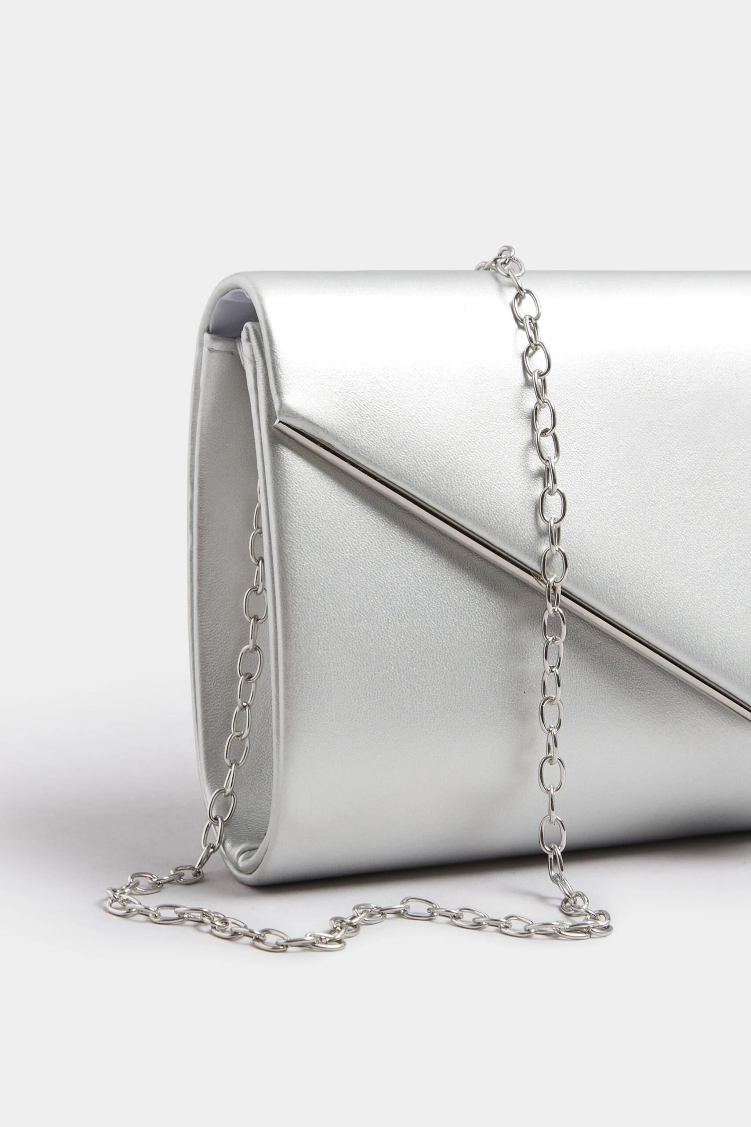 Silver Faux Leather Metal Trim Clutch Bag 6 Silver Faux Leather Metal Trim Clutch Bag – Image 4