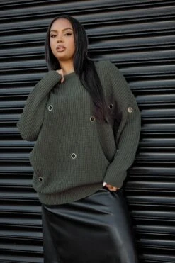 YOURS - Pull Gris Charbonneux Manches Longues Design Clouté -Evans Boutique e18dac5f b427 45 280236 L1