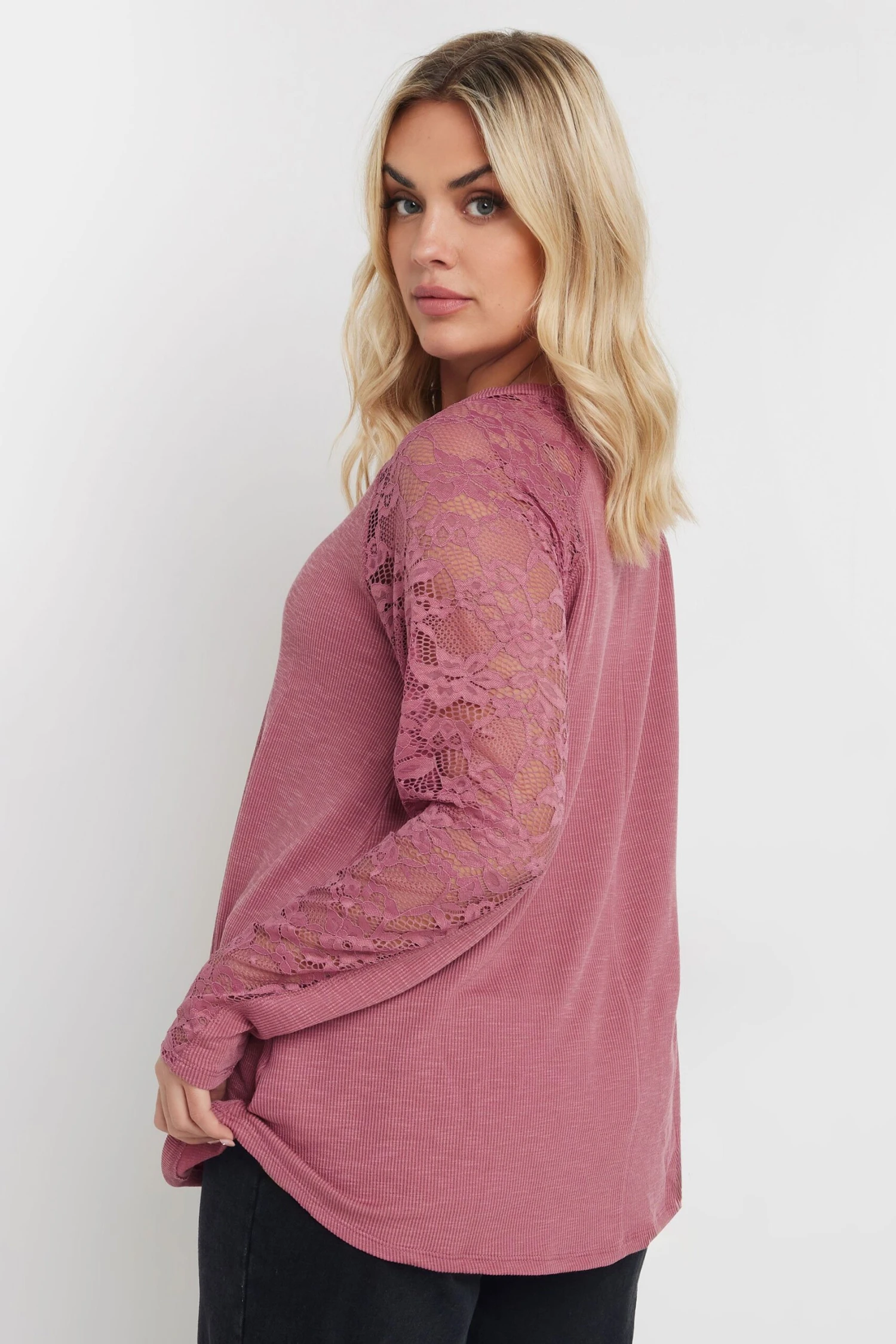 YOURS - Top Rose En Dentelle Manches Longues 6 YOURS - Top Rose En Dentelle Manches Longues – Image 4