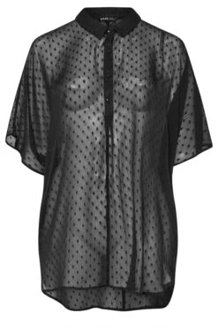 YOURS - Chemisier Oversize Noir Texturé à Pois En Filet 11 YOURS - Chemisier Oversize Noir Texturé à Pois En Filet -Evans Boutique e31fa474 05e9 48 175026 X
