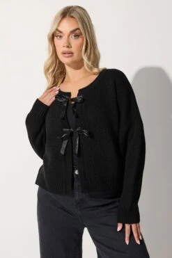 LIMITED COLLECTION Cardigan Curve En Satin Noir Avec Nœud Sur Le Devant