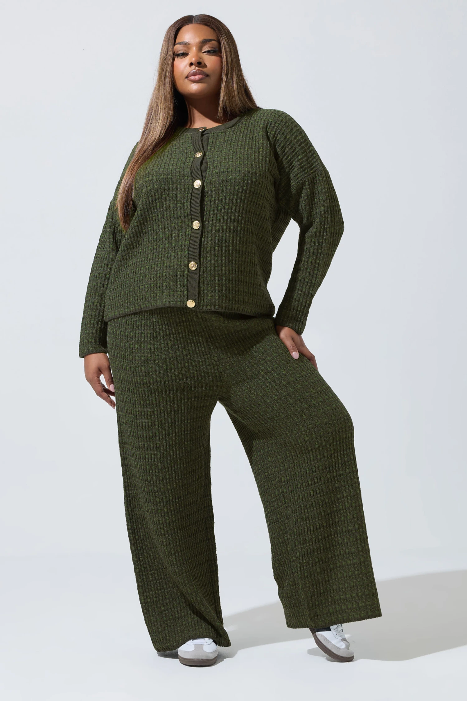 LIMITED COLLECTION Curve Cardigan Curve Kaki Vert Boucle 4 LIMITED COLLECTION Curve Cardigan Curve Kaki Vert Boucle – Image 2