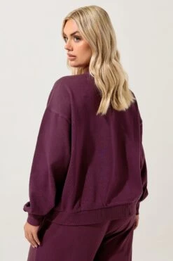 YOURS - Sweat-shirt Rouge Bordeaux « New York City » 9 YOURS - Sweat-shirt Rouge Bordeaux « New York City » -Evans Boutique e4779dc1 a28b 49 126810 C