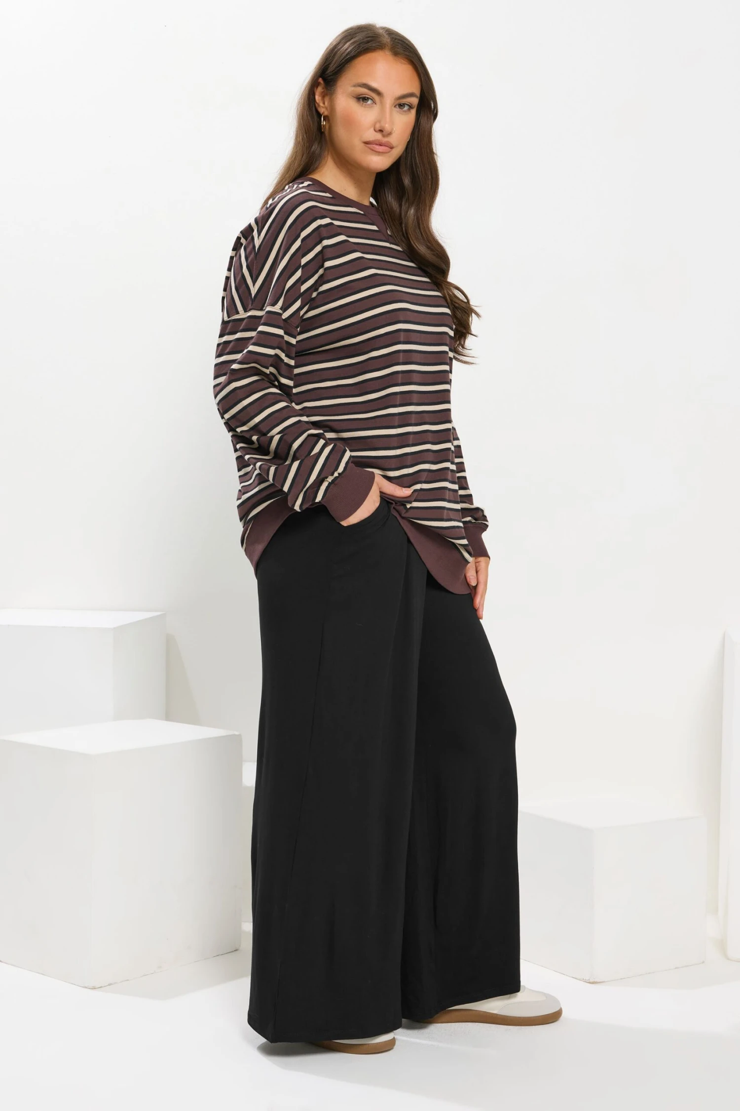 YOURS - Pantalon Noir Stretch Wide Leg 4 YOURS - Pantalon Noir Stretch Wide Leg – Image 2