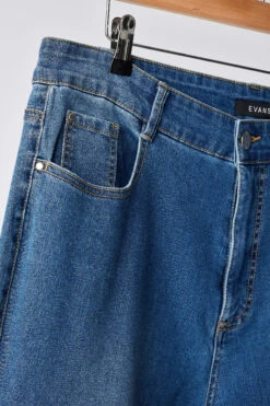 EVANS Curve Blue Mid Wash Straight Leg Jeans 15 EVANS Curve Blue Mid Wash Straight Leg Jeans -Evans Boutique e53ce382 eb4c 4f 615038 P1