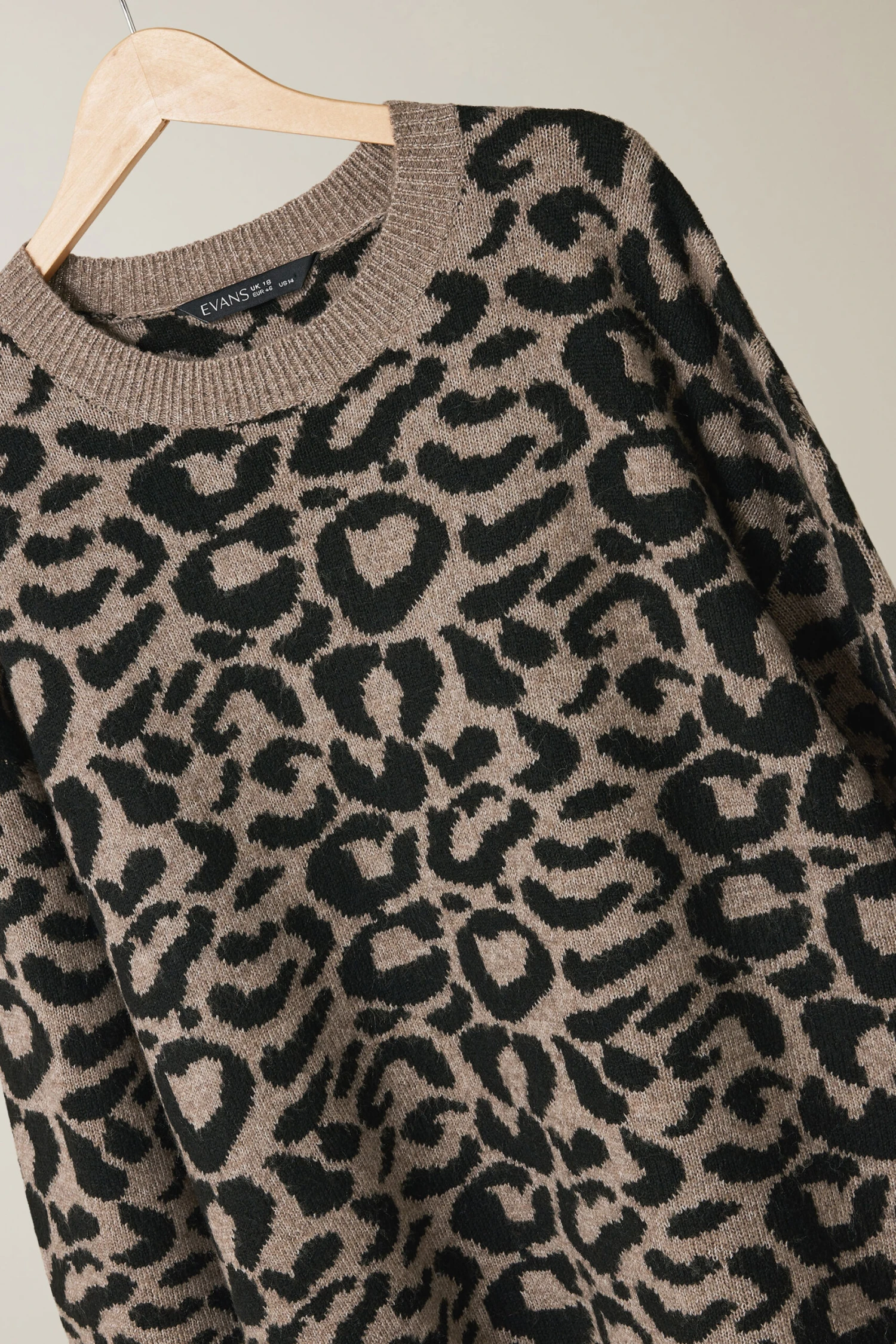 EVANS Curve Brown Leopard Print Knitted Jumper 9 EVANS Curve Brown Leopard Print Knitted Jumper – Image 7