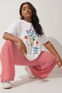 LIMITED COLLECTION - Pantalon Effet Boxer Rouge à Rayures 11 LIMITED COLLECTION - Pantalon Effet Boxer Rouge à Rayures -Evans Boutique e9c9c35c 1177 4b 216479 D