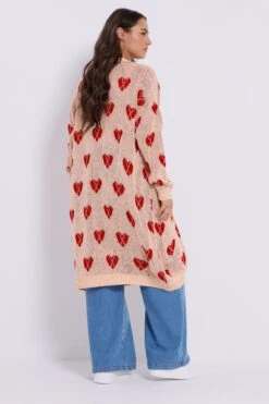 YOURS Curve Cardigan Mi-long Rose à Motif Losanges Et Cœurs -Evans Boutique e9e6d931 3087 47 280895 C