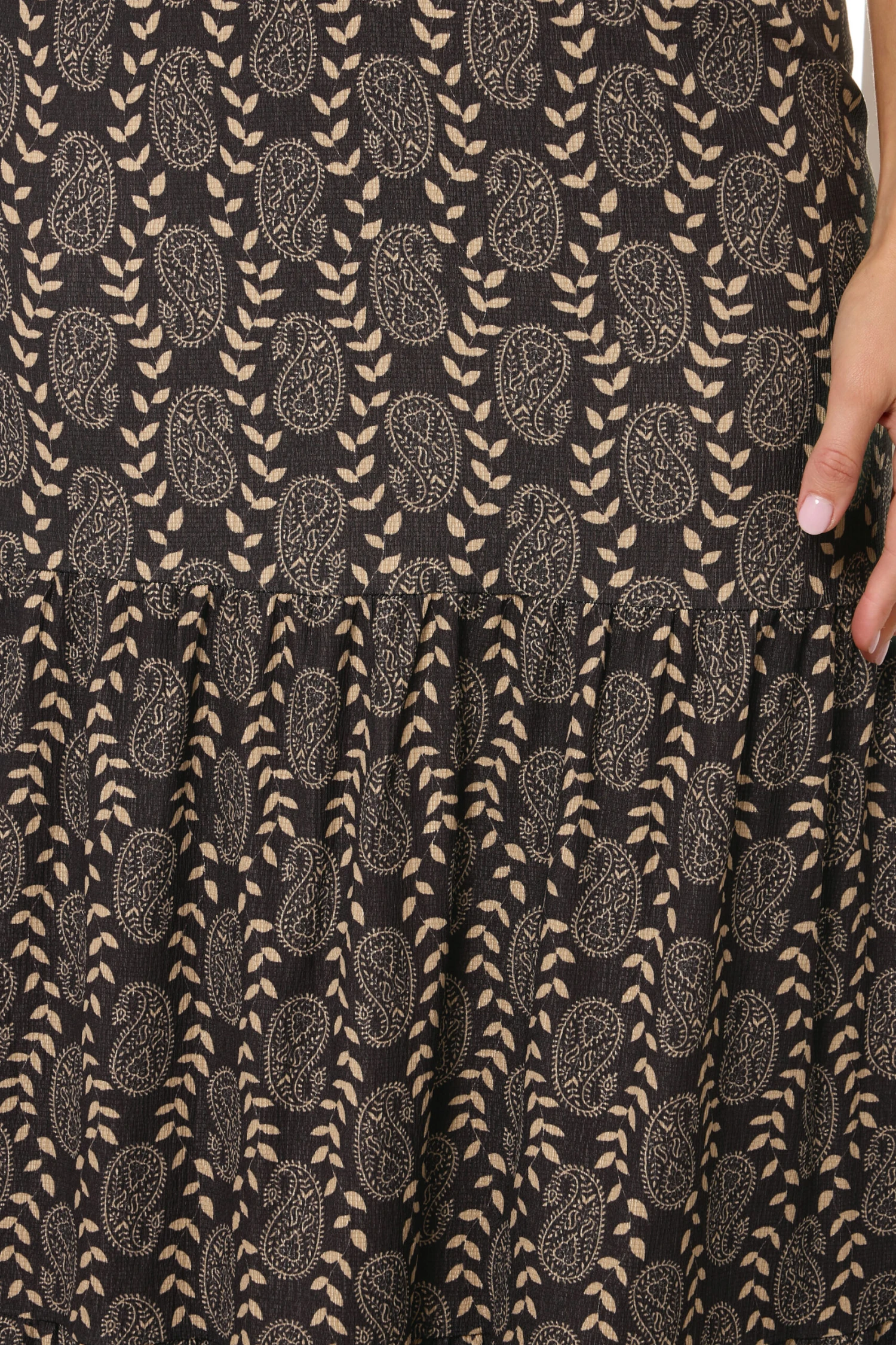 LTS Tall Black Geometric Tiered Maxi Skirt 8 LTS Tall Black Geometric Tiered Maxi Skirt – Image 6