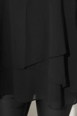 YOURS LONDON Curve Chemisier Noir à Col En V Superposé -Evans Boutique ee239afe 0d98 48 163285 D