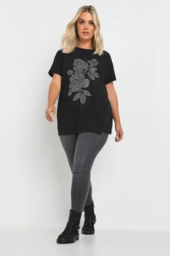 YOURS - Top Noir Empiècement Floral Clouté 9 YOURS - Top Noir Empiècement Floral Clouté -Evans Boutique ee37dd2c 4c99 4b 322063 C