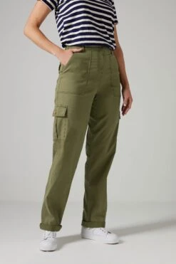LTS MADE FOR GOOD Tall Khaki Green Cargo Chino Jeans 9 LTS MADE FOR GOOD Tall Khaki Green Cargo Chino Jeans -Evans Boutique ef5084e4 d308 47 355382 B