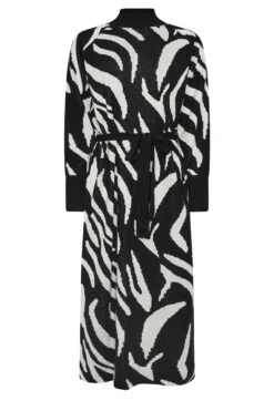 STAR Black Zebra Jumper Dress 13 STAR Black Zebra Jumper Dress -Evans Boutique efd292f0 6a45 4b 110607 X