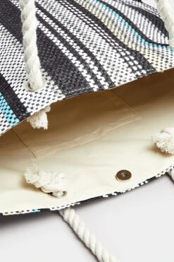 Black Woven Stripe Tote Bag -Evans Boutique efef609b 598c 49 246509 P2