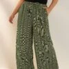 YOURS - Pantalon Wide Leg Vert à Rayures Texturé -Evans Boutique f0e773a7 2e5e 4c 310108 C