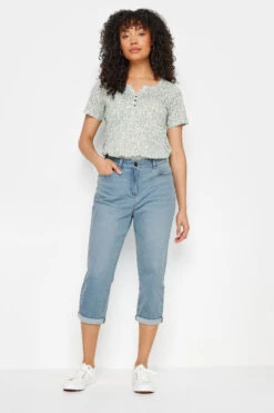 M&Co Blue Light Wash Cropped Boyfriend Jeans -Evans Boutique f13a9d1e 99fb 4e 500714 B