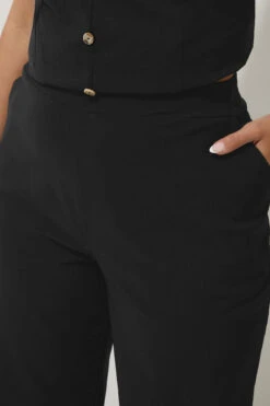 LIMITED COLLECTION - Pantalon Noir En Jersey Coupe Wide Leg 10 LIMITED COLLECTION - Pantalon Noir En Jersey Coupe Wide Leg -Evans Boutique f1d6ed65 2cf8 46 216455 D