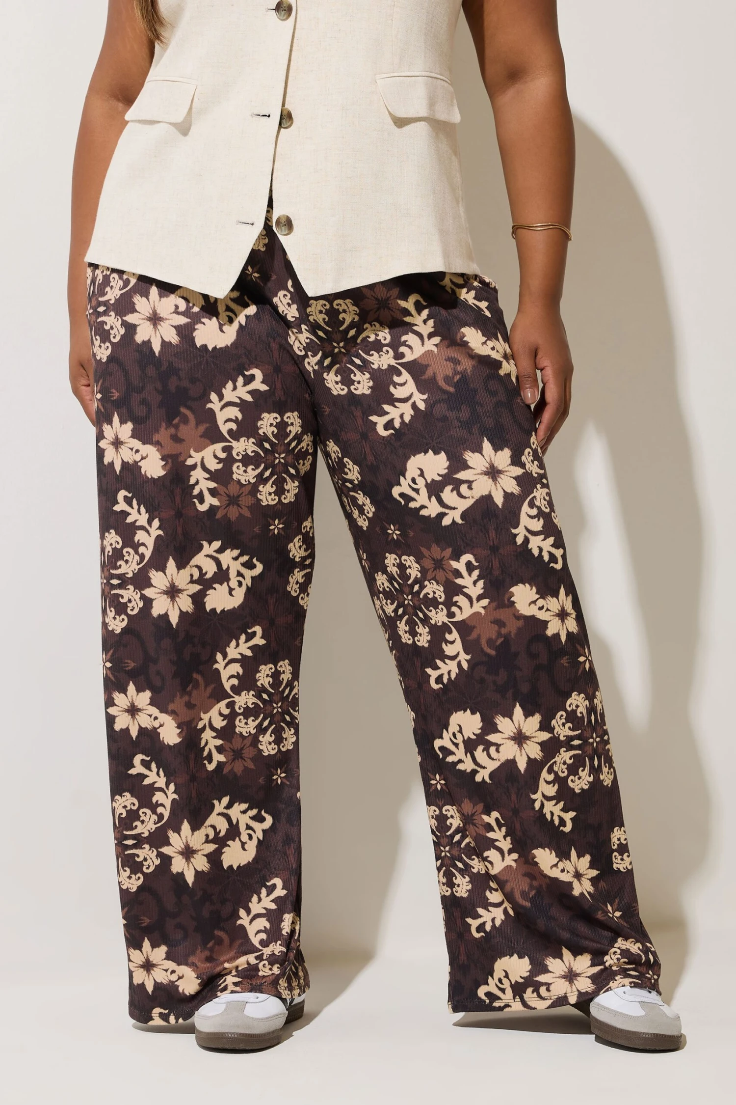 LIMITED COLLECTION - Pantalon Wide Leg Chocolat Design Floral 4 LIMITED COLLECTION - Pantalon Wide Leg Chocolat Design Floral – Image 2
