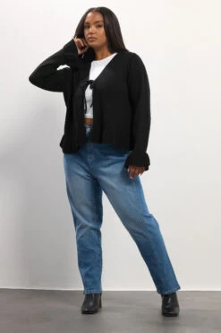 YOURS Curve Cardigan Noir à Volants -Evans Boutique f3edcb9e e99d 43 280749 B