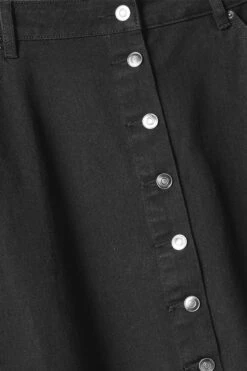 EVANS Curve Black Button Through Denim Maxi Skirt -Evans Boutique f5062056 fcc0 46 615627 P1