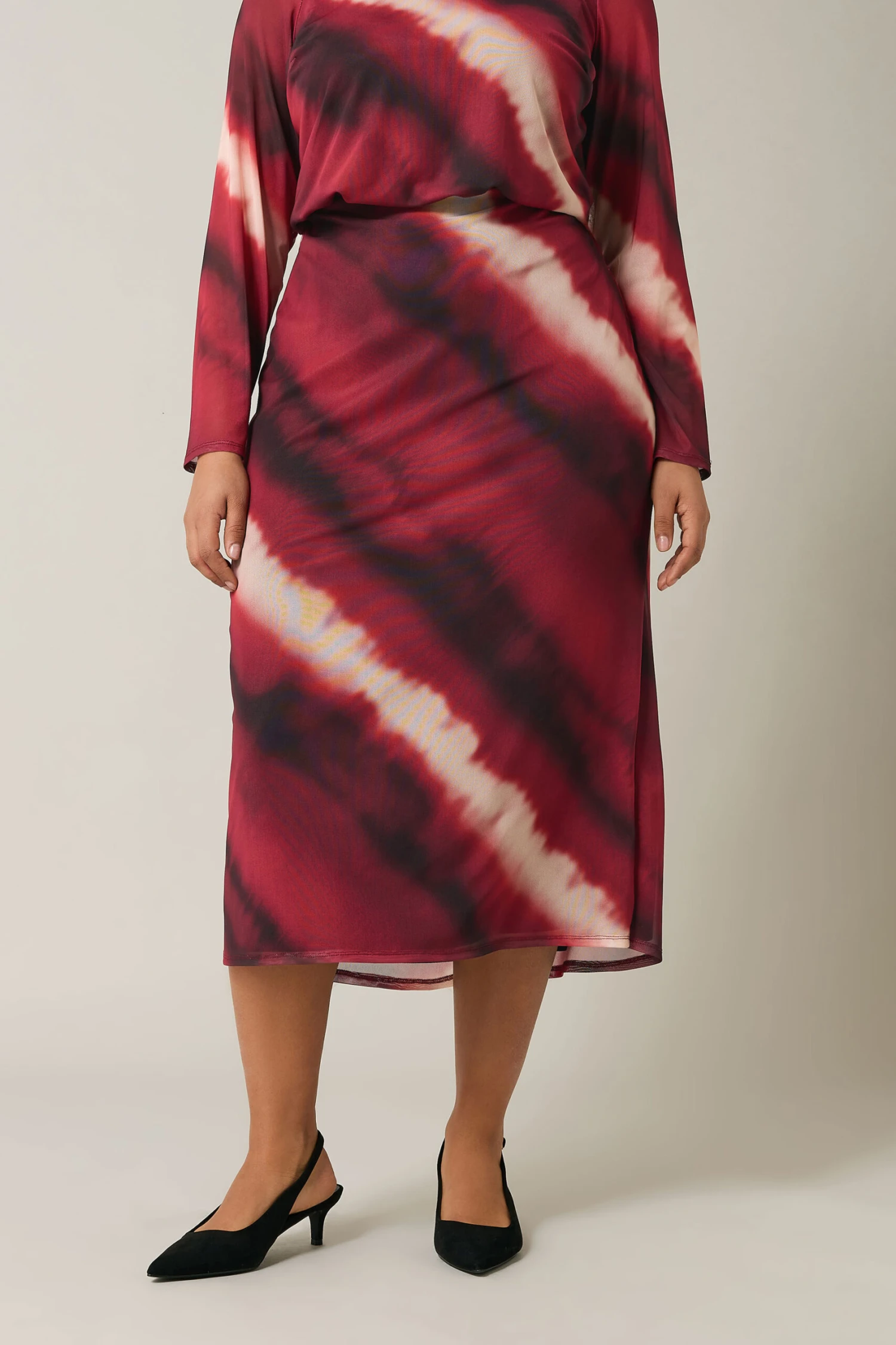 EVANS Curve Burgundy Red Abstract Print Mesh Midi Skirt 3 EVANS Curve Burgundy Red Abstract Print Mesh Midi Skirt