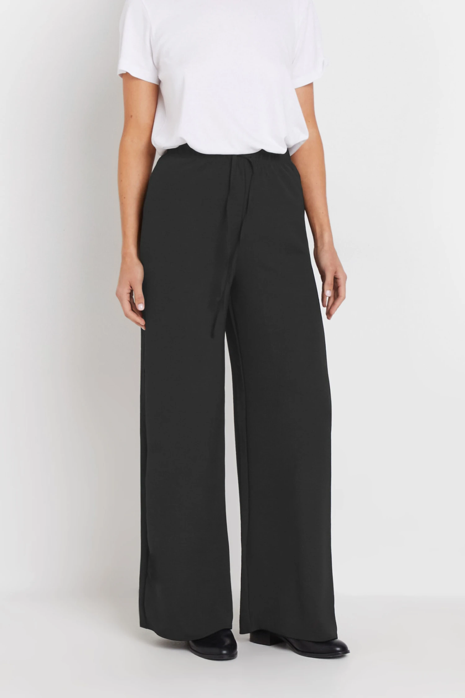LTS - Pantalon Wide Leg Noir Crêpé Tall 4 LTS - Pantalon Wide Leg Noir Crêpé Tall – Image 2